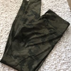 Lululemon camo leggings